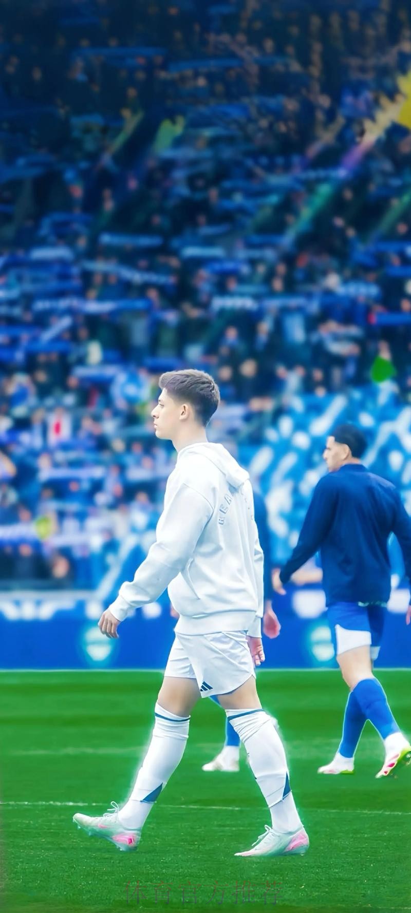 阿斯：皇马&塞维关注特内里费17岁中场马丁